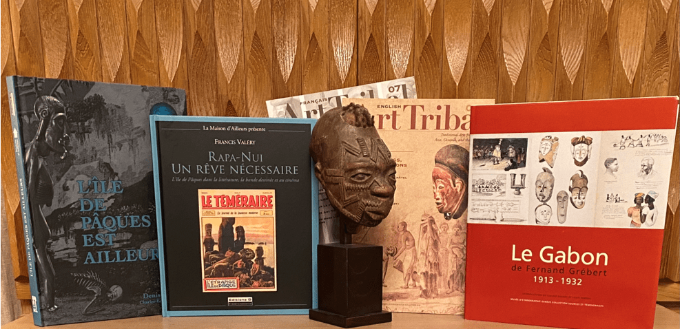 Statuts et livres sur l'art tribal | Collection personnelle Frédéric Dawance | Editions D